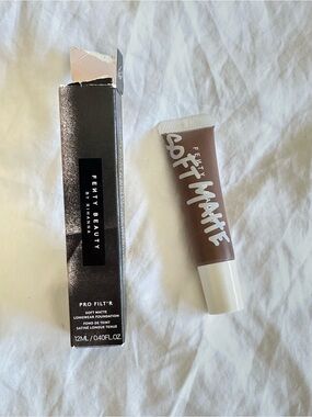 Fenty Beauty Soft Matte Foundation— Rich Brown (490)